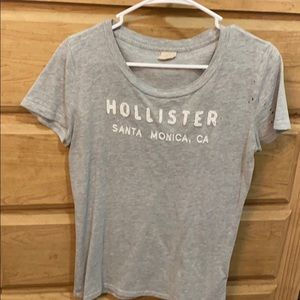 HOLLISTER T SHIRT